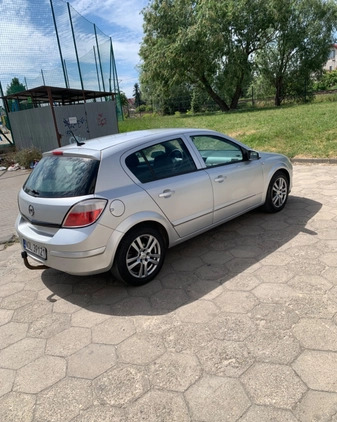 Opel Astra cena 10000 przebieg: 323000, rok produkcji 2006 z Płock małe 254